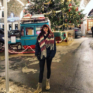 Meet your Posher, Anne